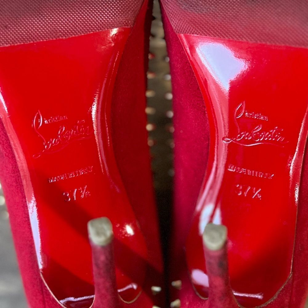 💯 AUTH Christian Louboutin Anjalina 100 pumps red in suede with gold spikes - Picture 13 of 15